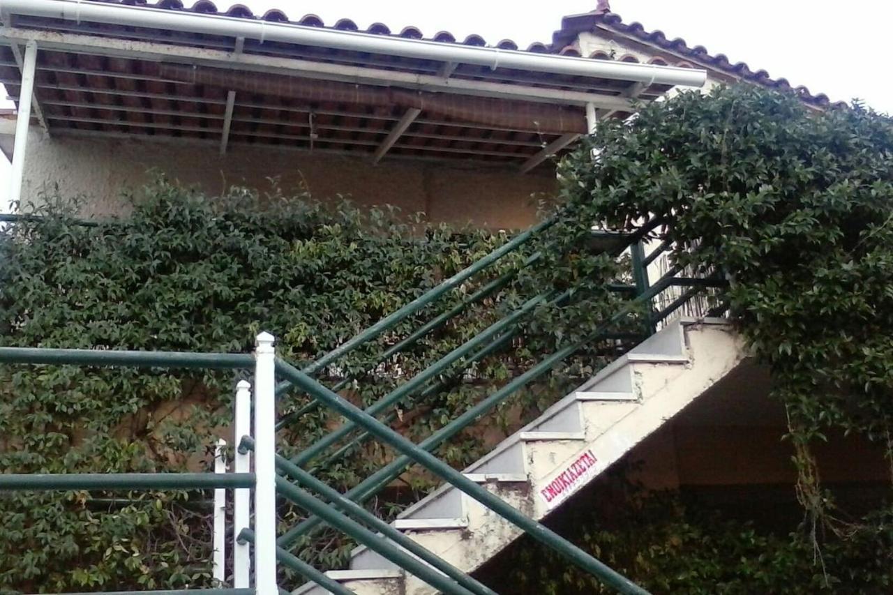 Cozy House 3 Daire Vrahati Dış mekan fotoğraf